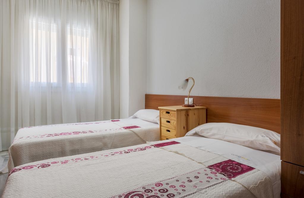 Apartamento El Puerto Bahia Tarifa Ngoại thất bức ảnh